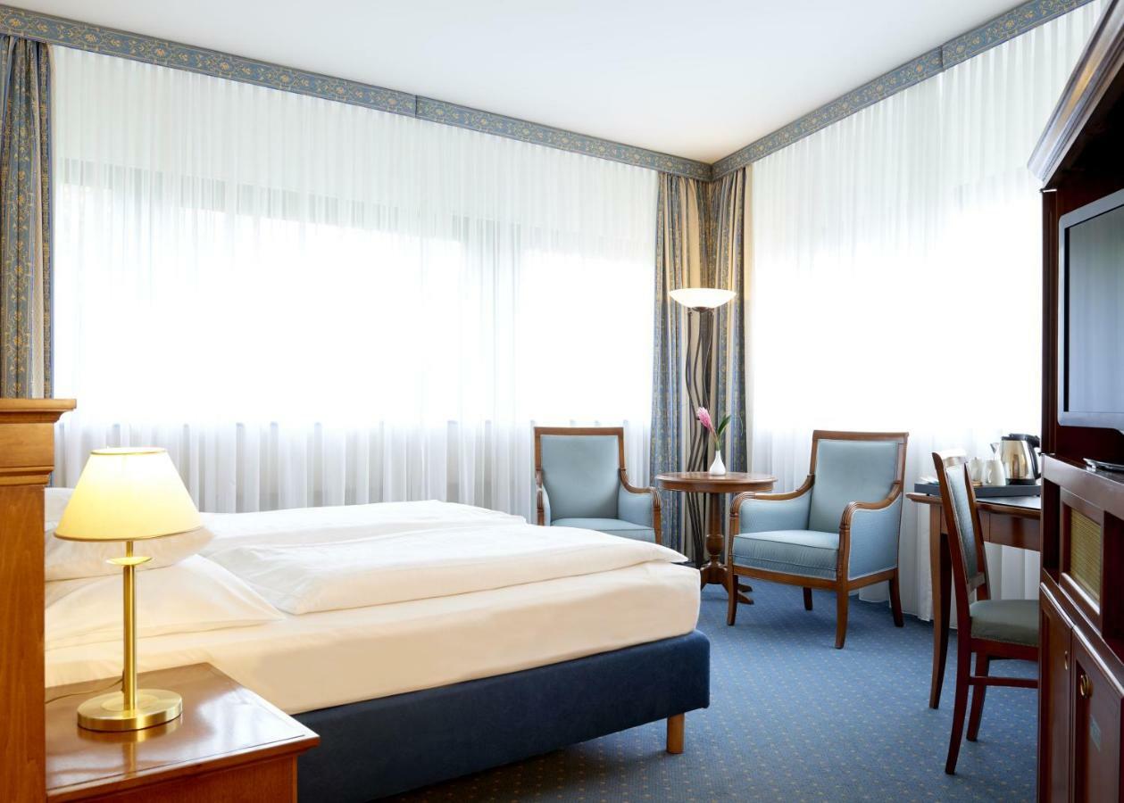 Hollywood Media Am Kurfuerstendamm 4* Berlin